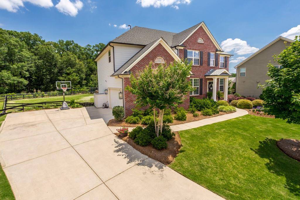 Woodstock, GA 30188,305 Spotted Ridge CIR