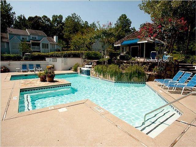 Norcross, GA 30092,822 Glenleaf DR