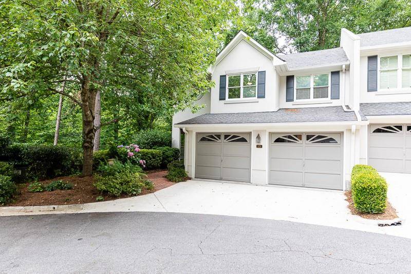 Sandy Springs, GA 30327,5720 Oak LNDG