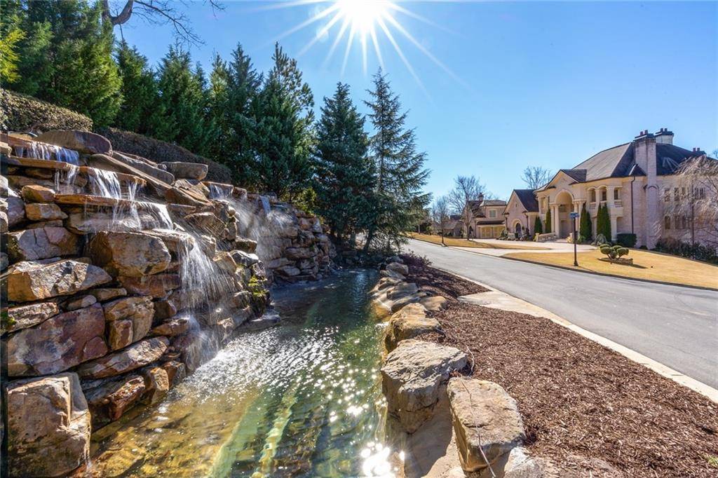 Johns Creek, GA 30022,9675 Almaviva DR