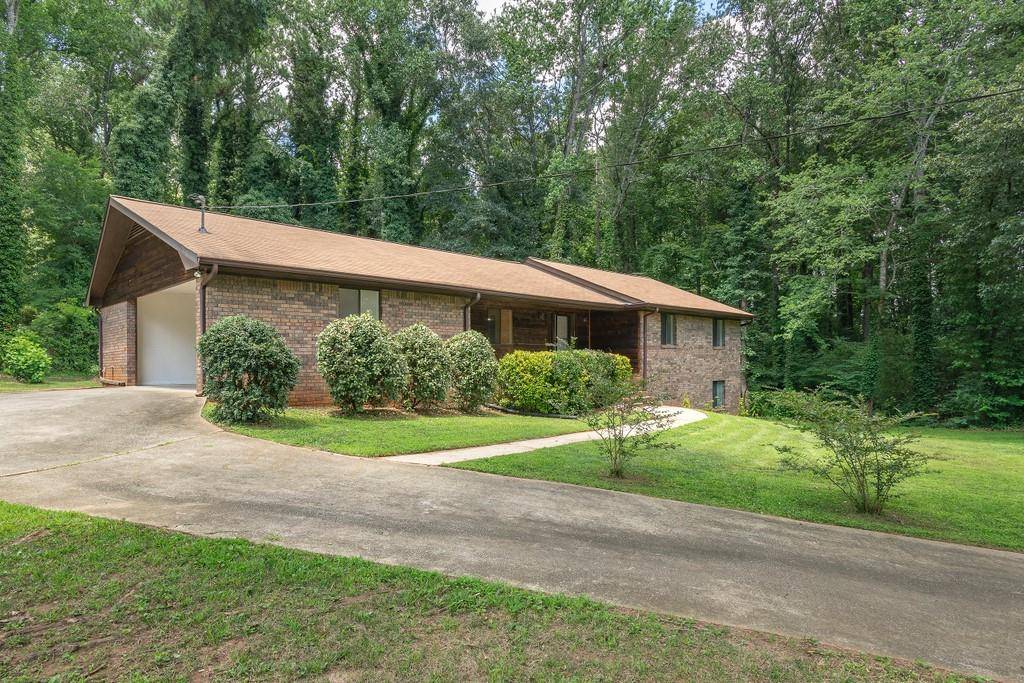 Lithia Springs, GA 30122,949 Marion CT