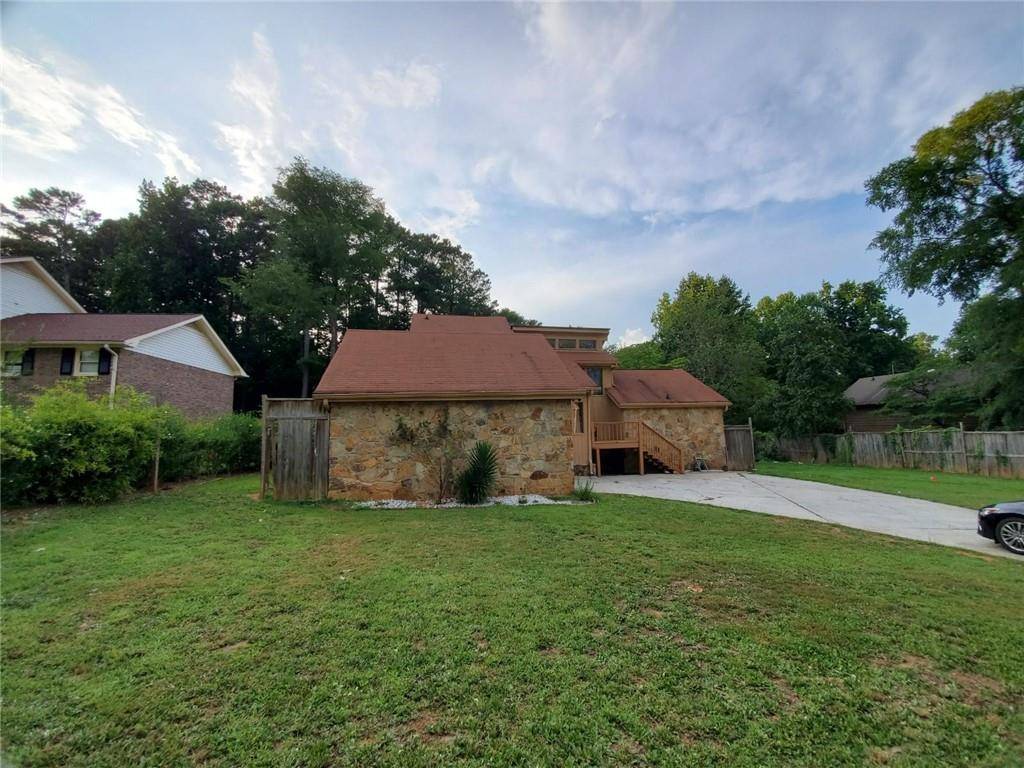 Norcross, GA 30093,5852 Williamsburg DR