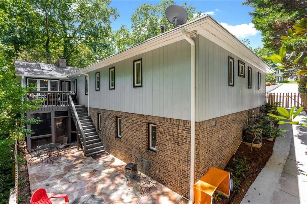 Dunwoody, GA 30338,5051 PINE BARK CIR