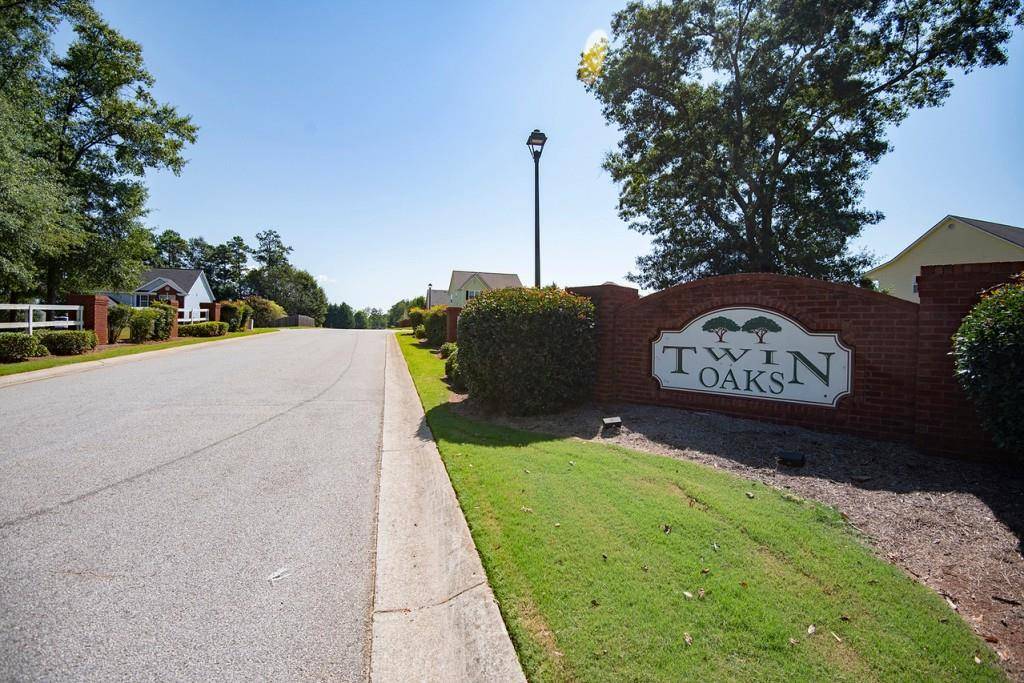 Villa Rica, GA 30180,206 Acorn Hill CT