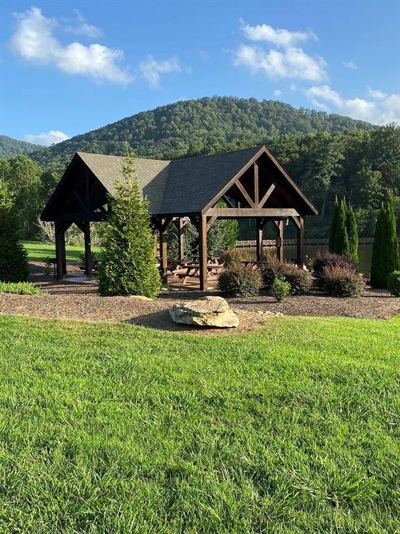 Ellijay, GA 30536,342 High Rock TRL