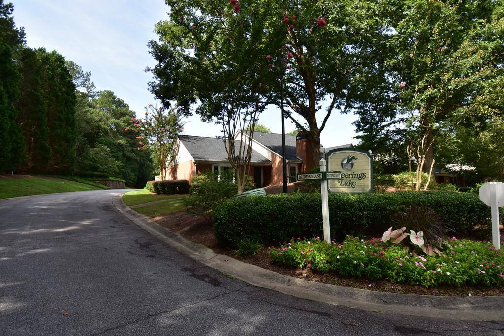 Peachtree Corners, GA 30092,6495 Deerings LN