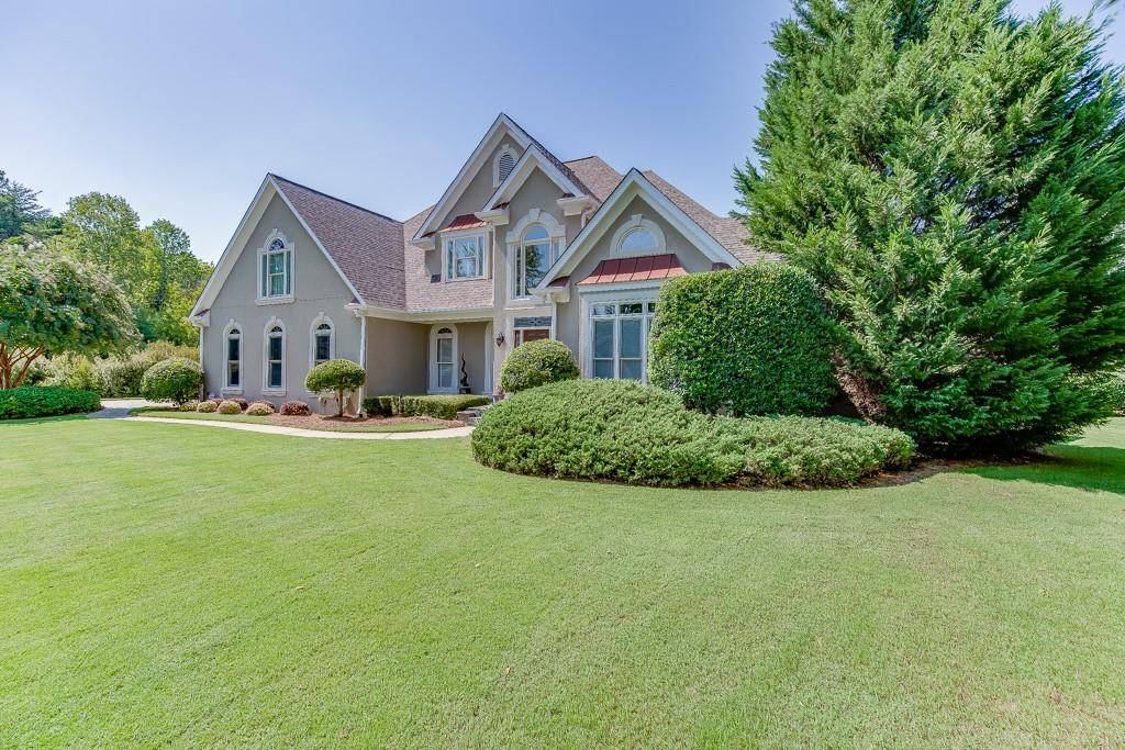 Flowery Branch, GA 30542,6610 Club View CT