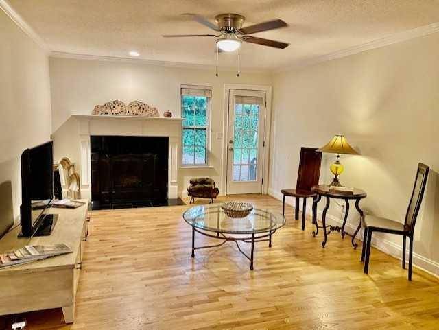 Roswell, GA 30076,302 Teal CT