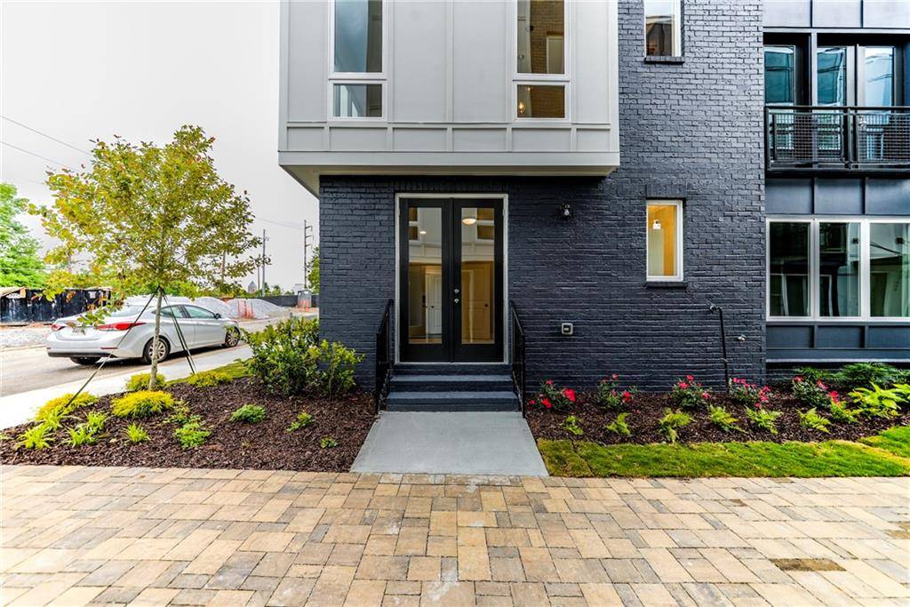 Atlanta, GA 30318,843 Winslow WAY