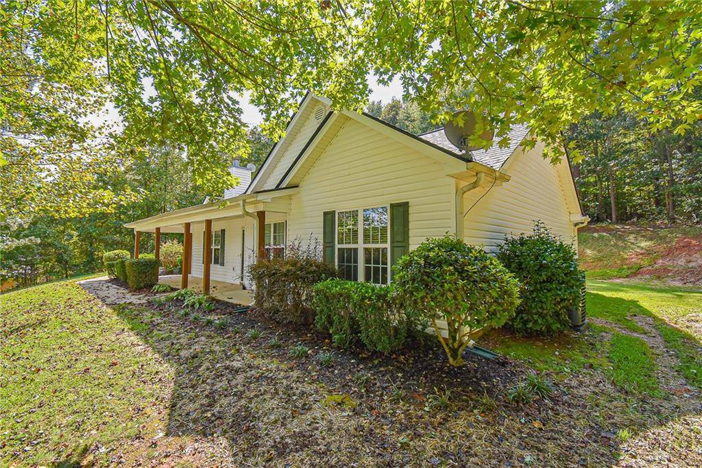 Lula, GA 30554,5469 Cool Creek CT