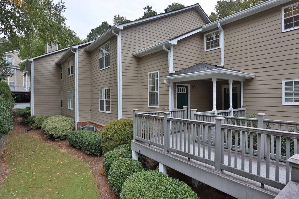 Dunwoody, GA 30338,4451 Pineridge CIR