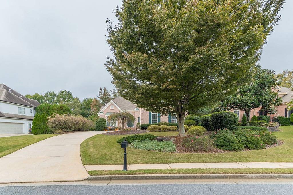 Alpharetta, GA 30005,5460 Buck Hollow DR