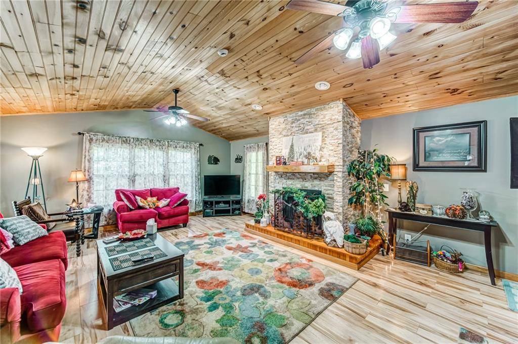 Ellijay, GA 30540,404 Candy LN