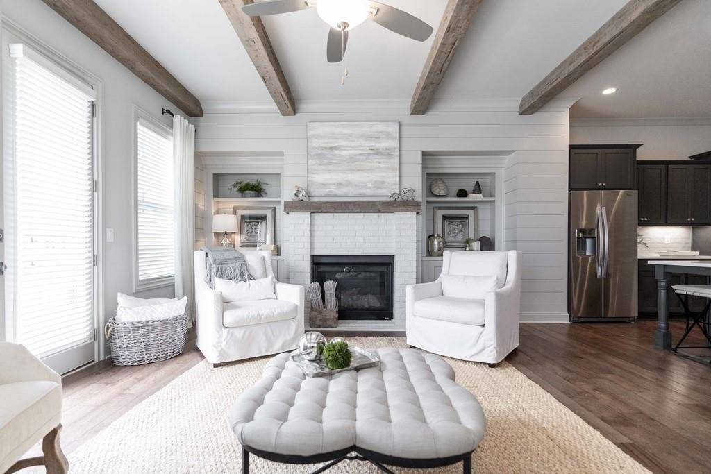 Brookhaven, GA 30319,1890 Skyfall CIR