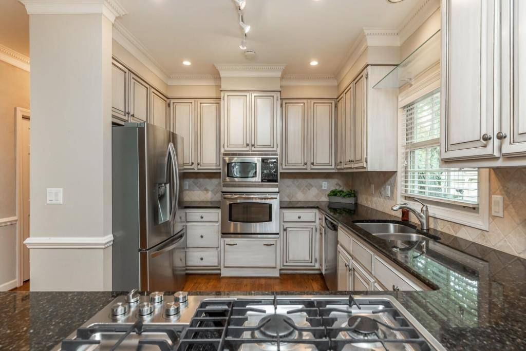 Sandy Springs, GA 30328,27 Ridgemere TRCE