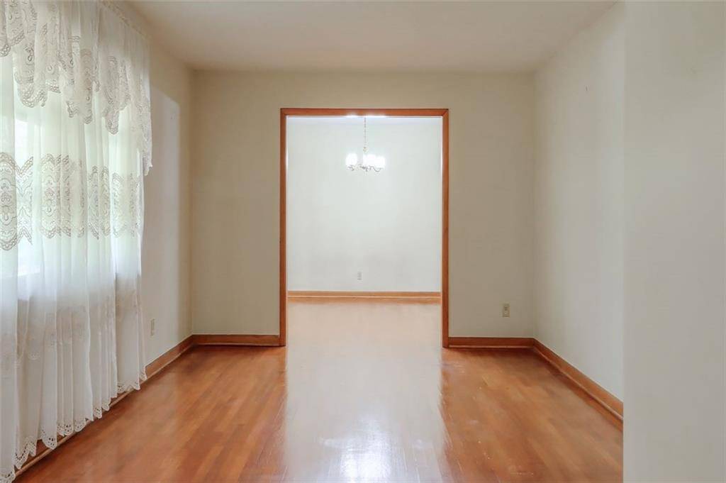 Mableton, GA 30126,263 Cooper Lake RD SE