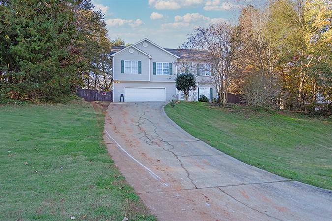 Gainesville, GA 30507,3043 Red Rose LN