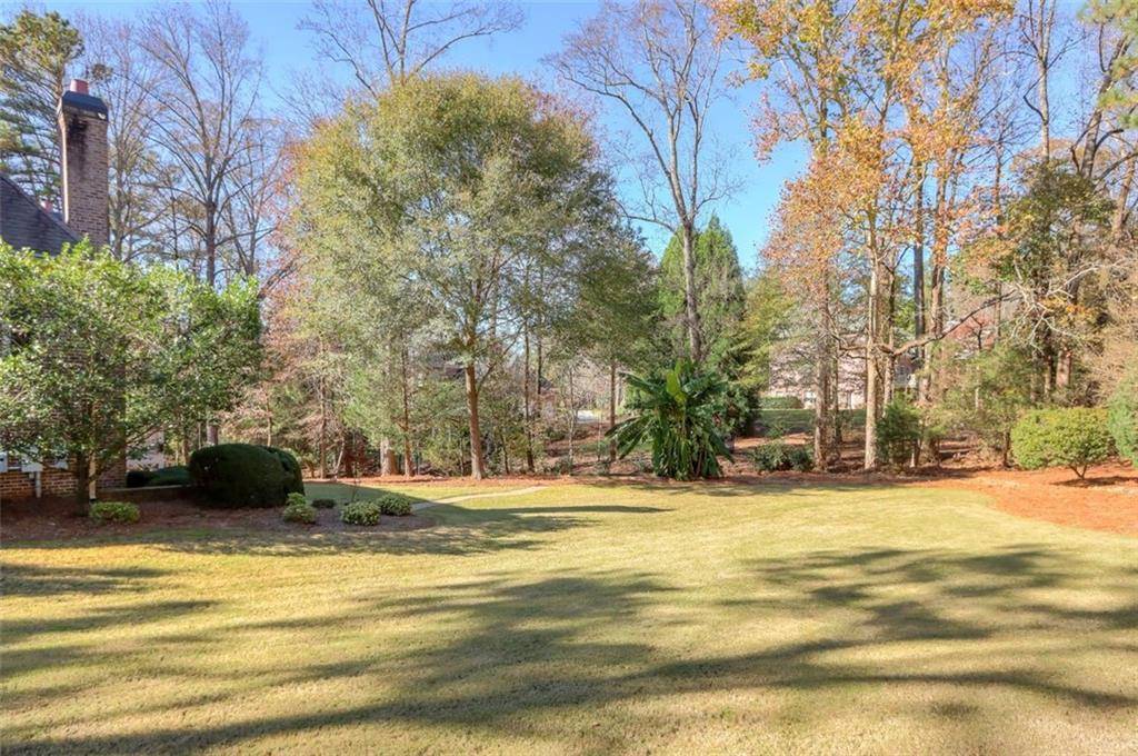 Alpharetta, GA 30004,325 White Columns CT