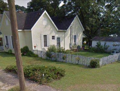 Elberton, GA 30635,211 W Tate ST