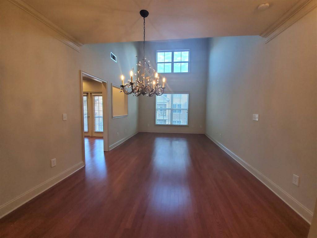 Dunwoody, GA 30338,812 Perimeter WALK #812