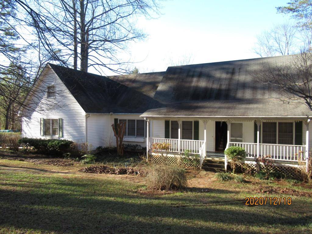 Dahlonega, GA 30533,589 Martins Grove RD