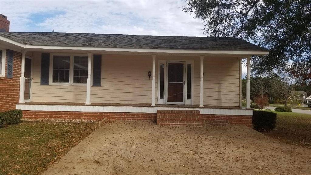 Thomaston, GA 30286,906 CRYSTAL DR