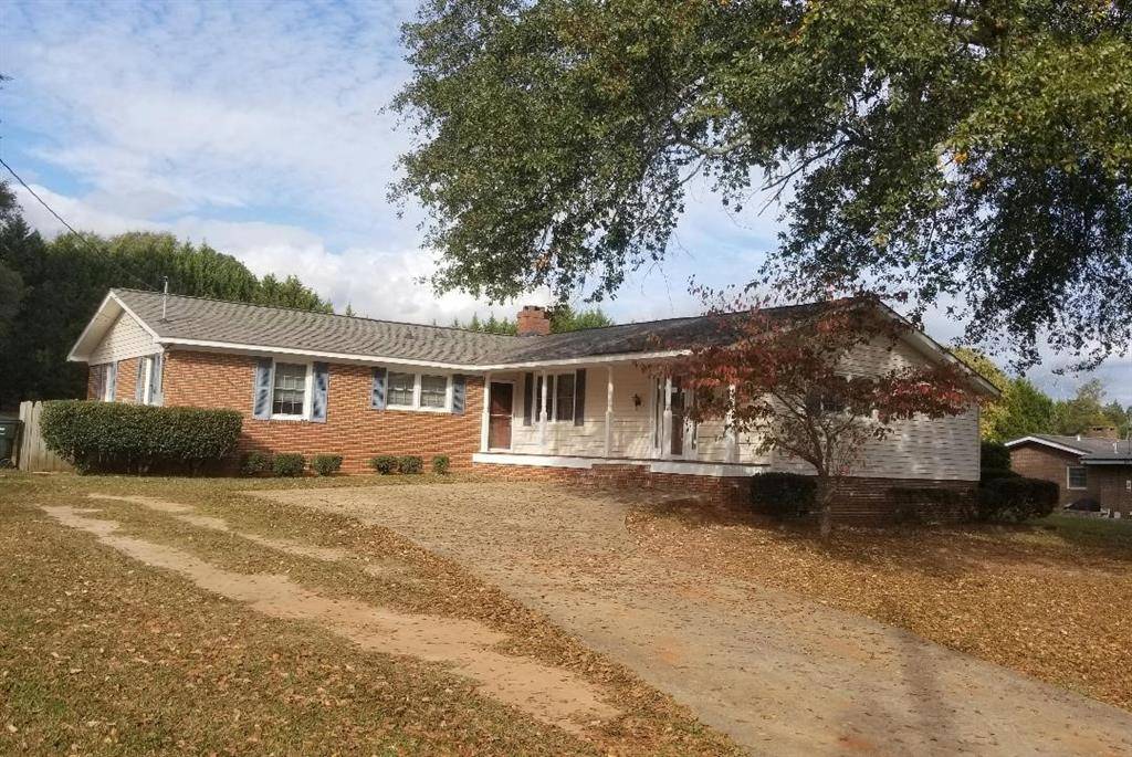 Thomaston, GA 30286,906 CRYSTAL DR