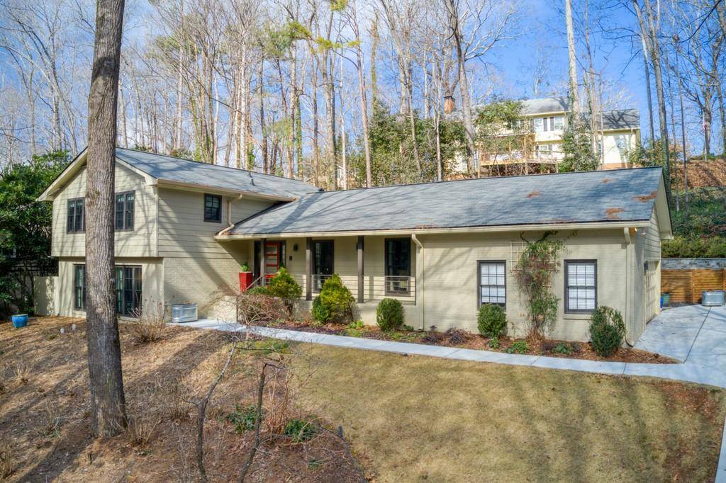 Dunwoody, GA 30338,5522 Martina WAY