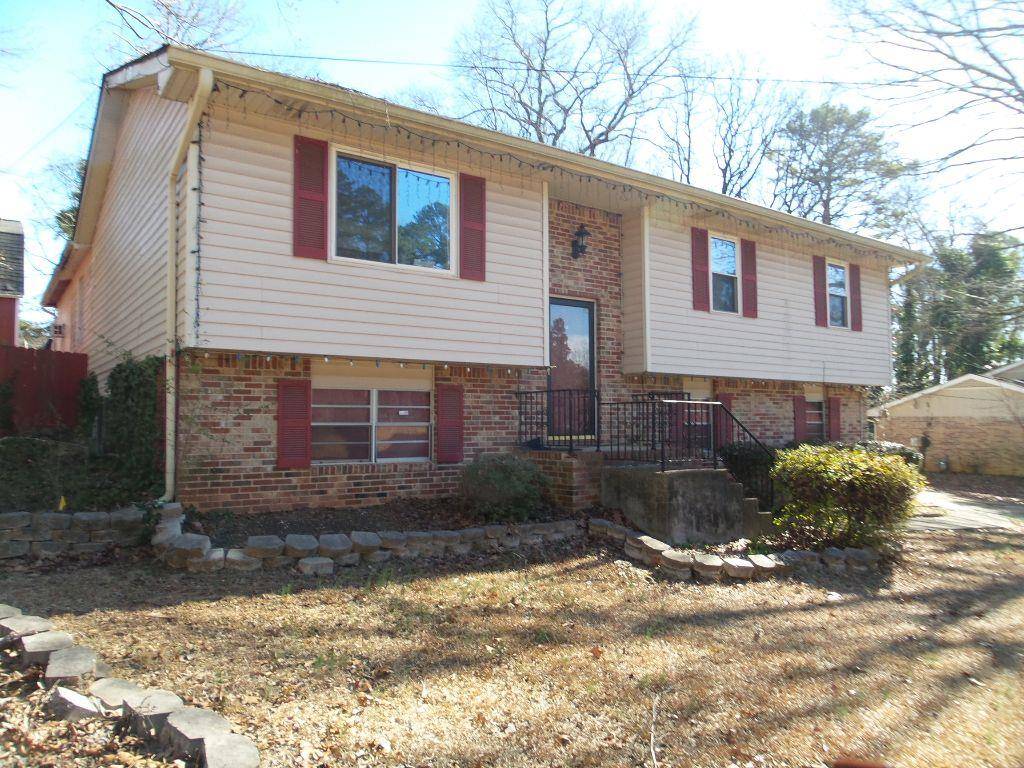 Stone Mountain, GA 30087,462 BURGUNDY CT