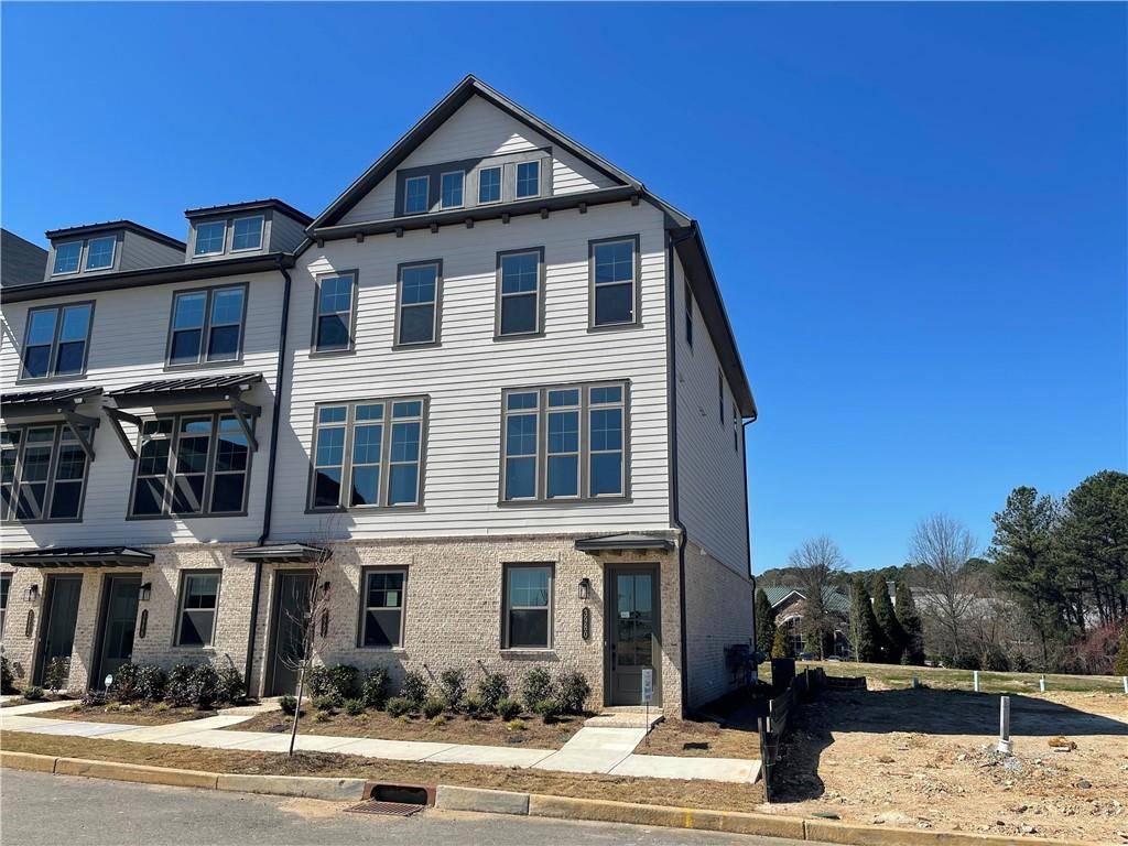 Atlanta, GA 30339,3980 Allegretto CIR #32