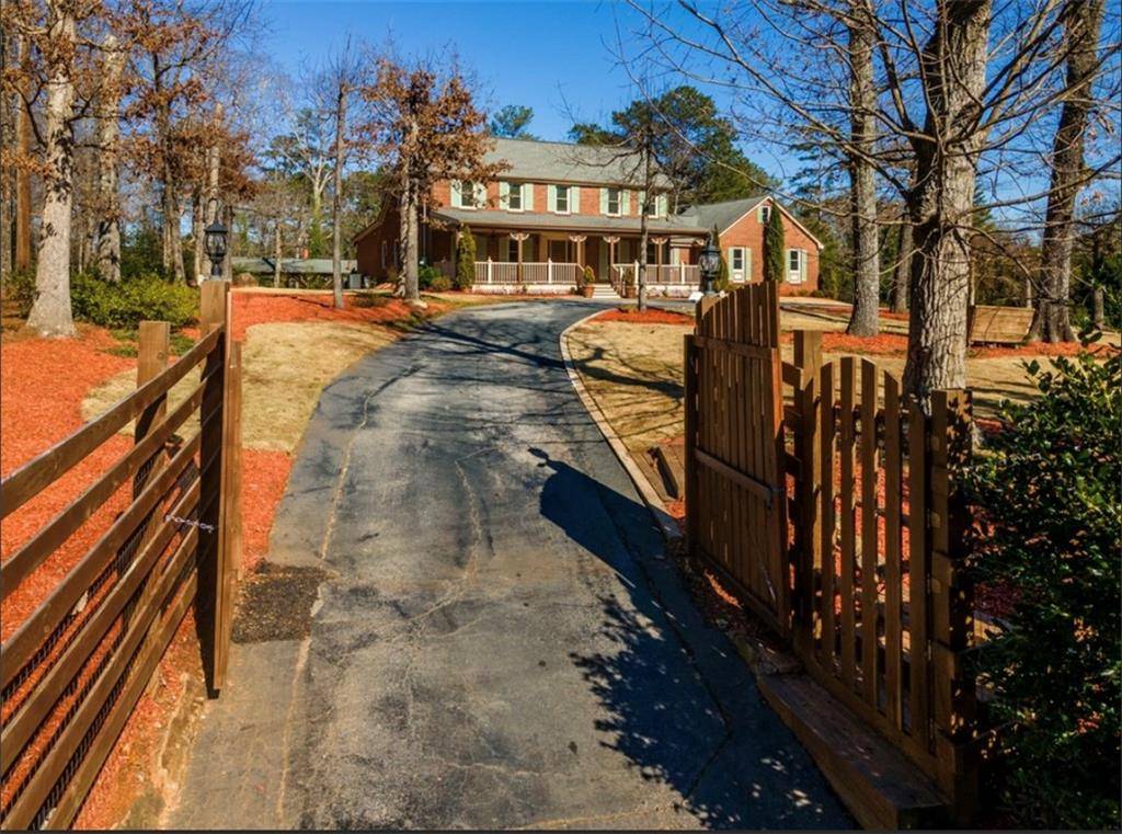 Stone Mountain, GA 30087,5596 Hugh Howell RD