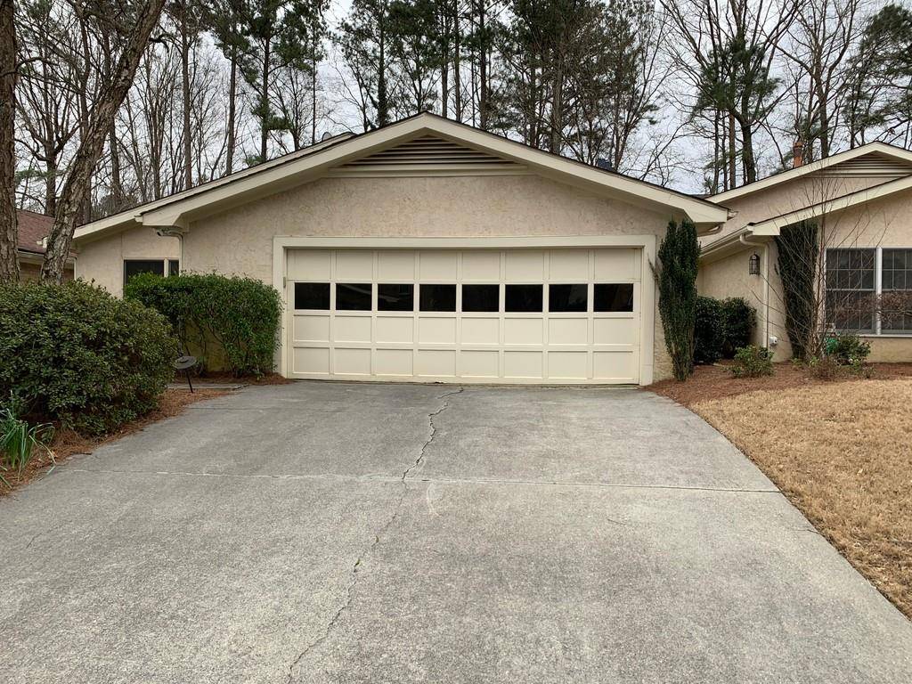 Dunwoody, GA 30338,4317 Village Oaks LN