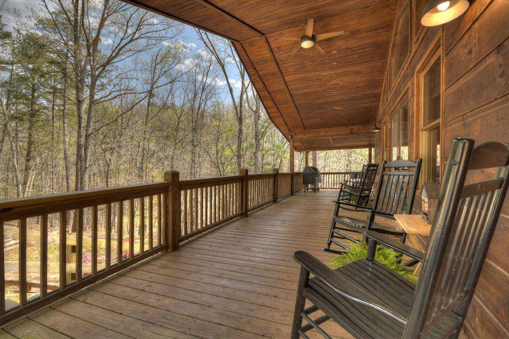 Blue Ridge, GA 30513,135 Mountain Peeks LN