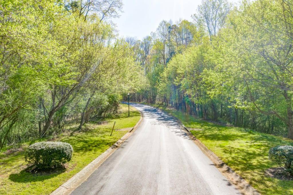 Ball Ground, GA 30107,731 Hawks Ridge DR