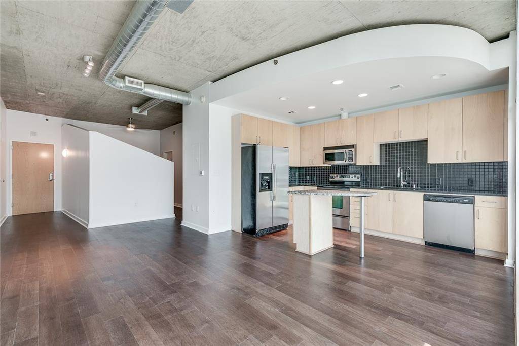 Atlanta, GA 30309,923 Peachtree ST NE #1623