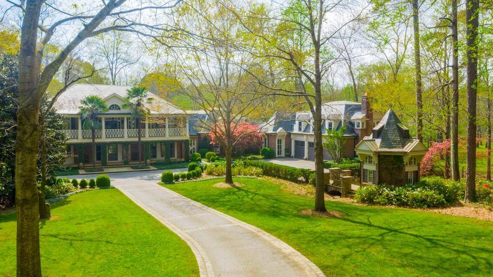 Atlanta, GA 30327,740 Fairfield RD NW