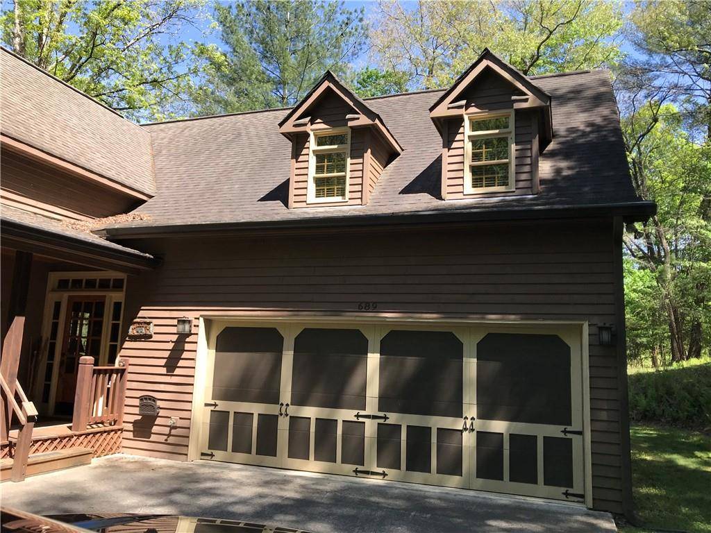 Ellijay, GA 30536,689 Blackberry Mountain DR