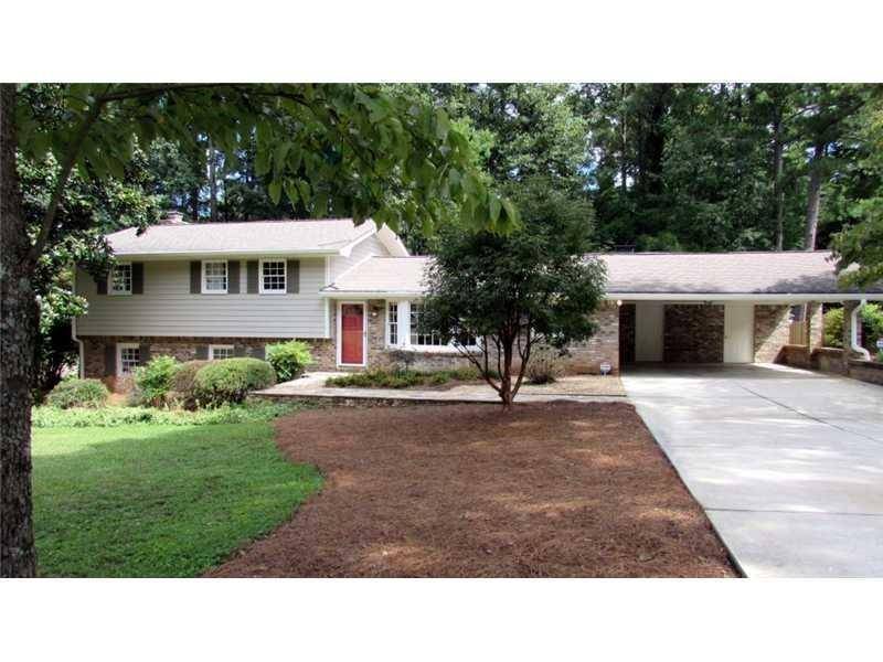 Dunwoody, GA 30338,1584 Chateau DR