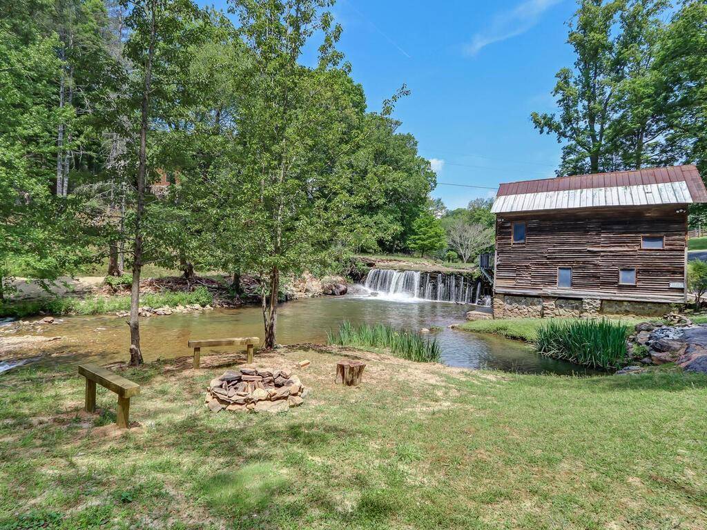 Cleveland, GA 30528,55 Mill Creek TRL