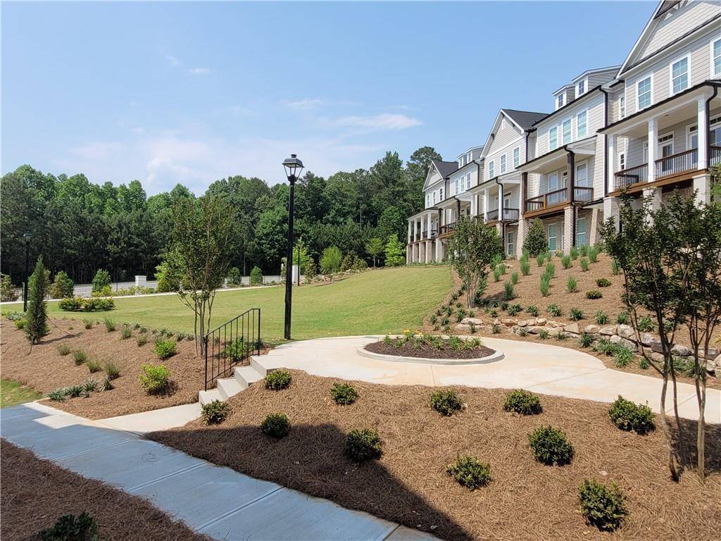 Roswell, GA 30076,10005 River Rock DR