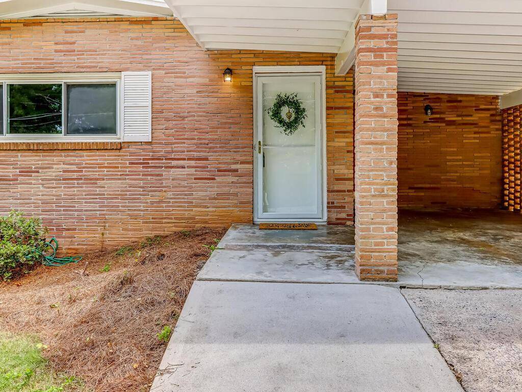 Atlanta, GA 30329,1489 Holly LN NE