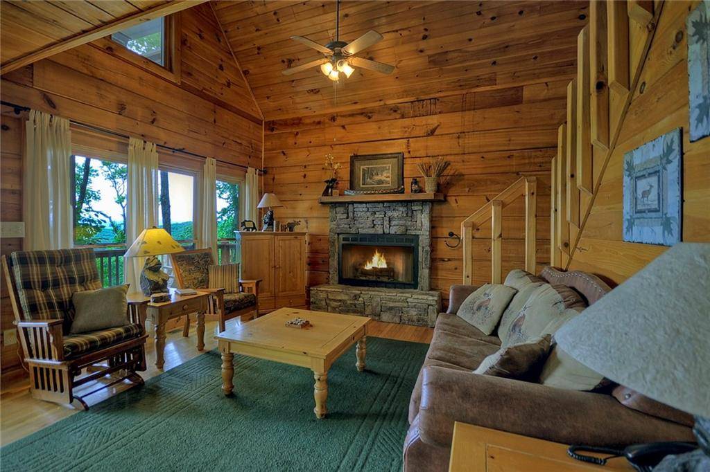 Blue Ridge, GA 30513,472 Timber Ridge RD