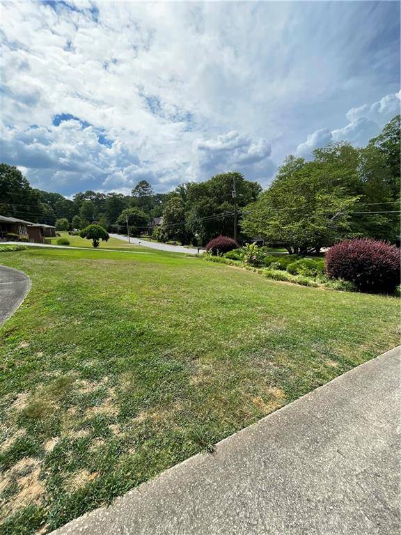 Atlanta, GA 30345,2533 Sunset DR NE