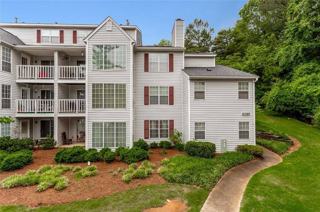 Peachtree Corners, GA 30092,1301 GLENLEAF DR #1301