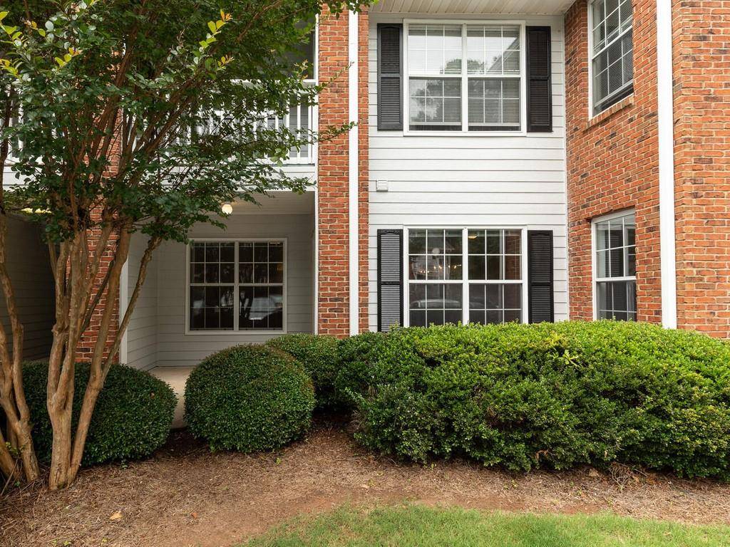 Roswell, GA 30076,414 Streamside DR