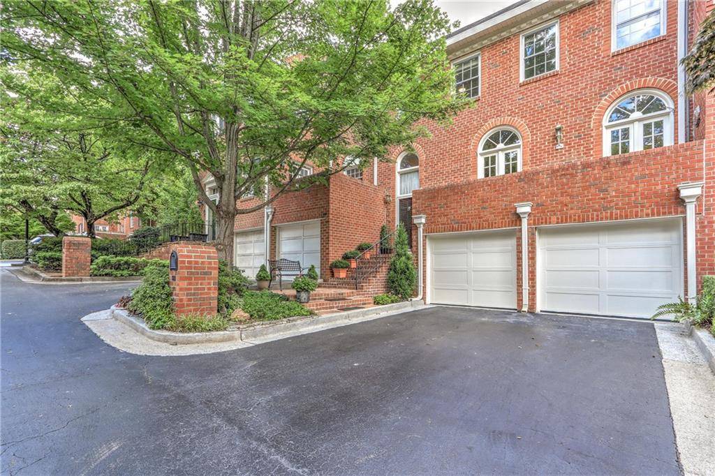 Sandy Springs, GA 30328,317 Jefferson CIR