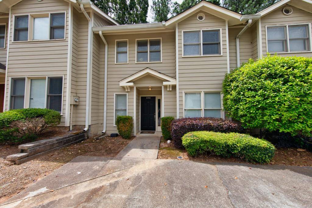 Atlanta, GA 30328,232 Peachtree Hollow CT