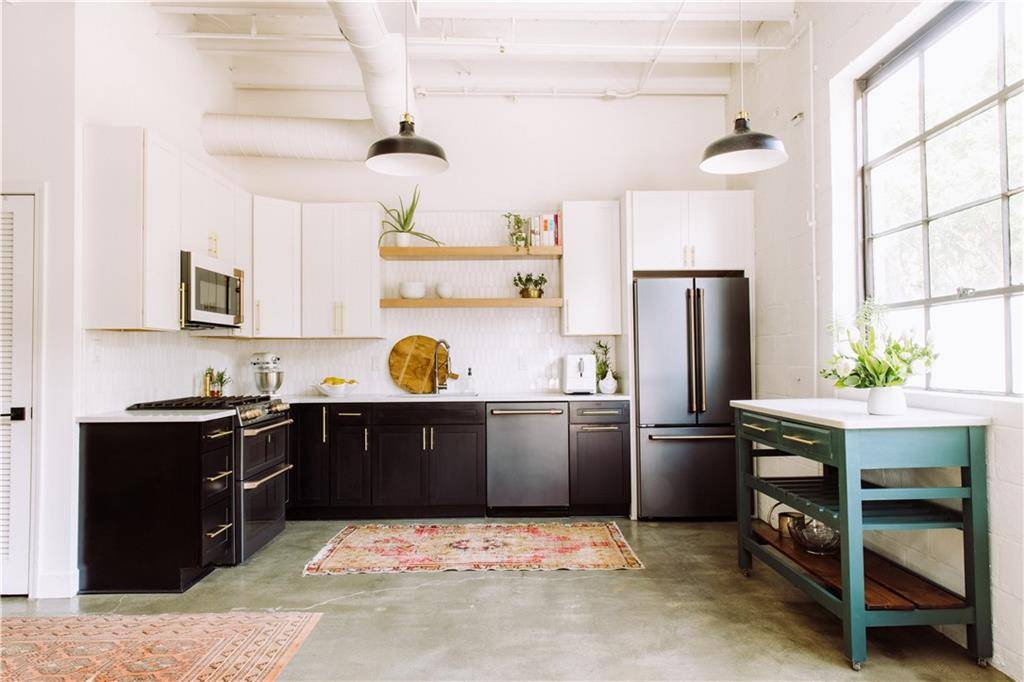 Atlanta, GA 30307,820 Dekalb AVE NE #12
