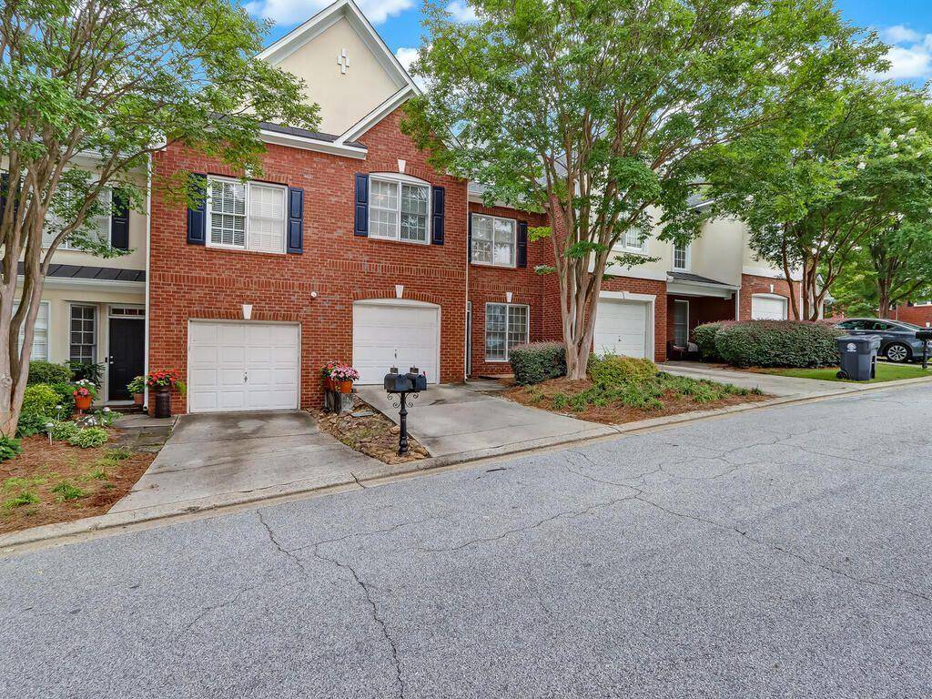 Atlanta, GA 30339,2537 Longcourt CIR SE