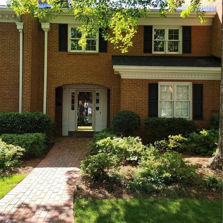 Dunwoody, GA 30338,5438 Trentham DR